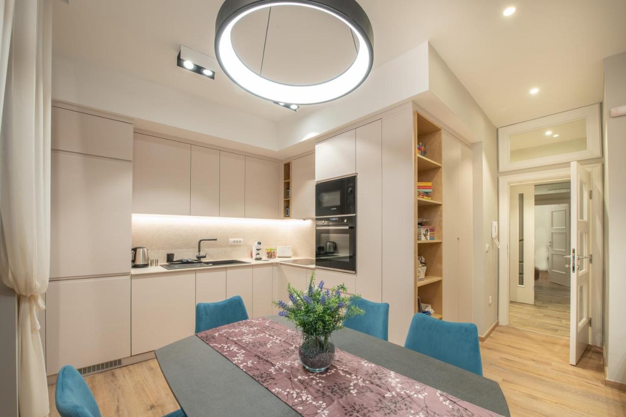 Sasha Di Cattaro - Old Town Lux Apartment Kültér fotó