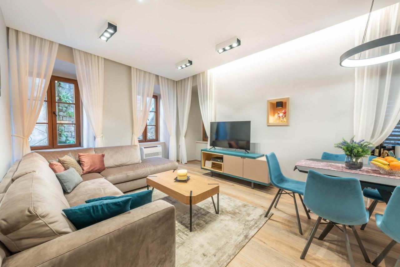 Sasha Di Cattaro - Old Town Lux Apartment Kültér fotó